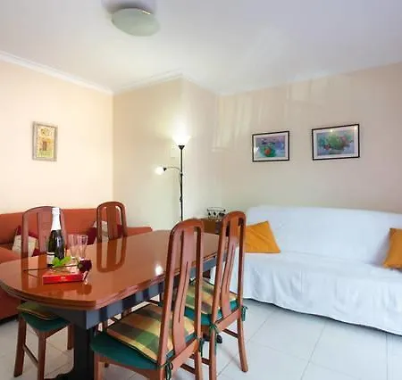 P3. Maxi, Apartment